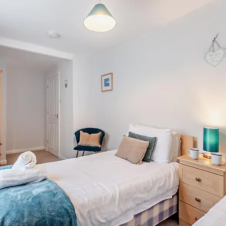 2 Bed In Sz140 Holiday home *