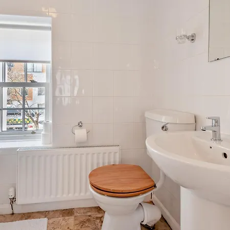 2 Bed In Sz140 Holiday home *